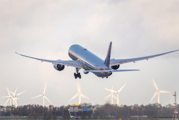 Az Európai Bizottság nyilvános konzultációt indított a légi közlekedési ágazatról