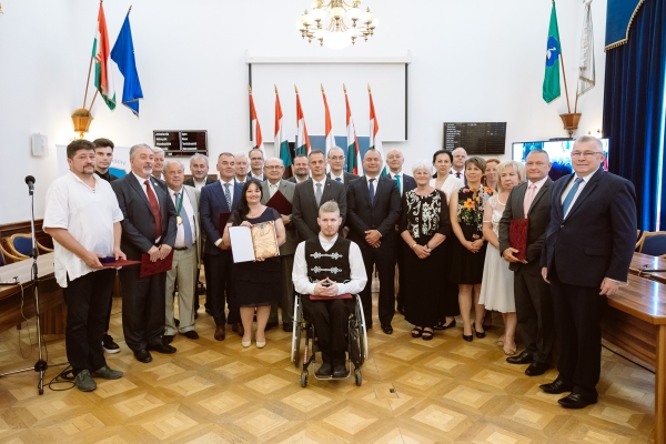 KITÜNTETÉSEK ÁTADÁSA A MEGYEHÁZÁN 2023.06.30.