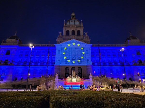 Július 1-től Csehország vette át az uniós soros elnökséget Franciaországtól