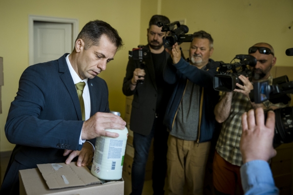 FERTŐTLENÍTŐSZEREK ÉRKEZNEK HEVES MEGYE TELEPÜLÉSEIRE